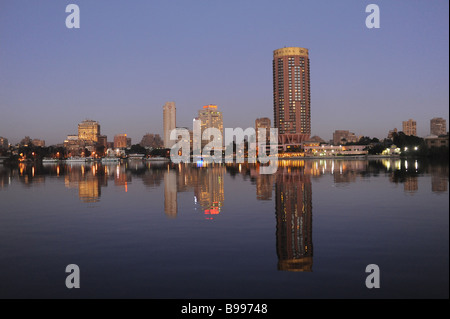 Ägypten Kairo Nil bei Sonnenaufgang Sofitel hotel Stockfoto