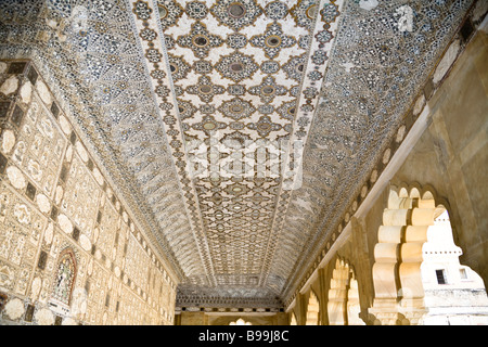 Spiegelsaal, Sheesh Mahal in Amber Palast, auch bekannt als Amber Fort, Bernstein, in der Nähe von Jaipur, Rajasthan, Indien Stockfoto