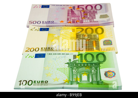 die Baum-Bundles von Euro-Banknoten mit Beschneidungspfad Stockfoto