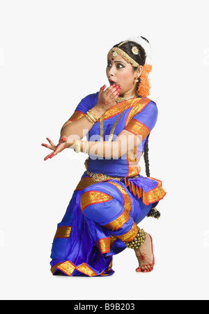 Tänzerin, die Durchführung von Bharatnatyam den klassischen Tanz von Indien Stockfoto