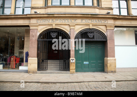 Hintereingang mit Mais & produzieren Exchange in Manchester UK Stockfoto