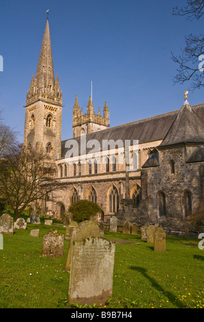 Llandaff Cathedral Cardiff von der Südseite Stockfoto