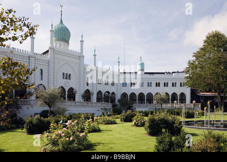 Kopenhagen, Dänemark. Nimb Luxus Hotel und Restaurant im Tivoli Gärten Stockfoto