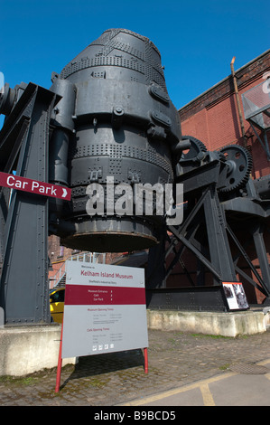 Bessemer Konverter 'Kelham Island' Museum, Sheffield, Süd-Yorkshire, England Stockfoto