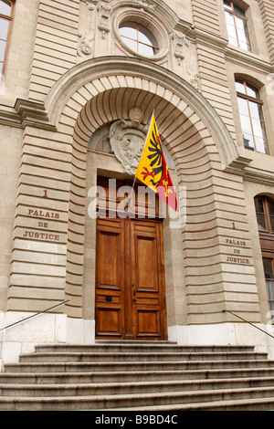 Eingang zum Palais de Justice in Place du Bourg de vier Genf Schweiz Stockfoto