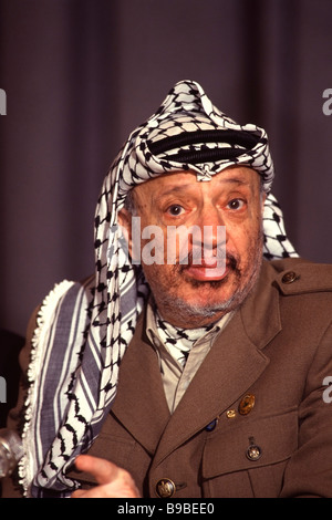 Palästina Befreiung-Organisation-Vorsitzender Yasser Arafat (1929-2004) während einer Pressekonferenz in Moskau, Russland. Stockfoto