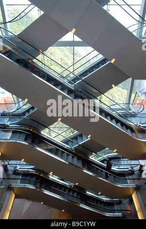 Rolltreppe im Peak Tram-Station, Hong Kong Insel Stockfoto