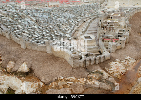 Modell von Jerusalem wie es war vor der Zerstörung durch die Römer im Jahr 66 CE auf dem Campus der Israel Museum in Jerusalem gelegt Stockfoto