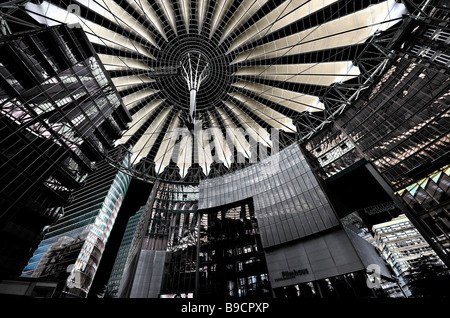 Abstrakter Potsdamer Platz und Berliner Reichstag Stockfoto