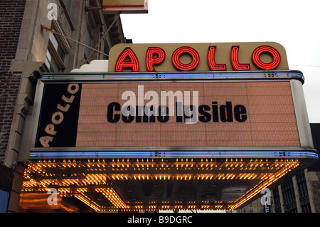 Der Welt berühmte Apollo Theater am West 125th Street im New Yorker Stadtteil Harlem Stockfoto