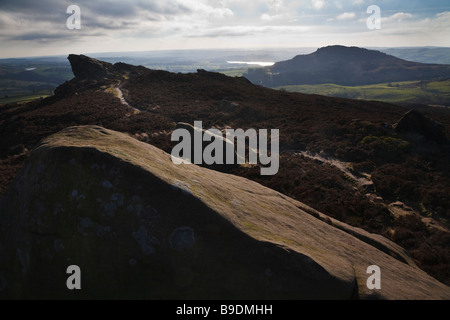 Ramshaw Felsen (Blick auf Henne Cloud und Tittesworth Reservoir), The Roaches, Peak District National Park, Staffordshire Stockfoto