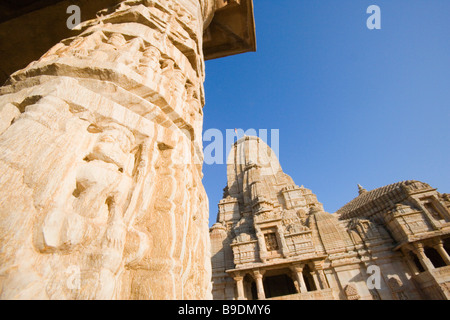 Niedrigen Winkel Ansicht eines Tempels, Kumbha Shyam Tempel, Chittorgarh, Rajasthan, Indien Stockfoto