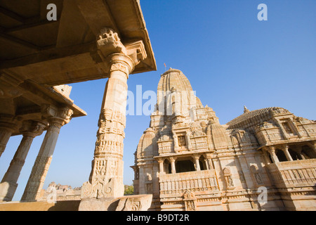 Niedrigen Winkel Ansicht eines Tempels, Kumbha Shyam Tempel, Chittorgarh, Rajasthan, Indien Stockfoto