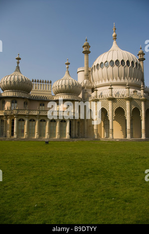 Verzierten Kuppeln der The Royal Brighton Pavilion East Sussex England Stockfoto