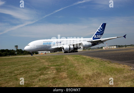 Der Airbus A380 in Farnborough International Airshow 2006, Farnborough, Hampshire, England, Vereinigtes Königreich Stockfoto