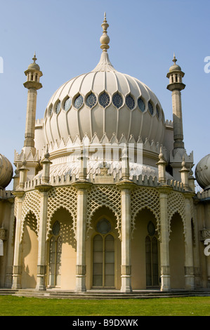 Reich verzierte Kuppel des The Royal Brighton Pavilion East Sussex England Stockfoto