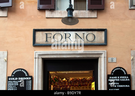 Bäckerei-Zeichen in der Nähe der Trevi Brunnen Rom Stockfoto