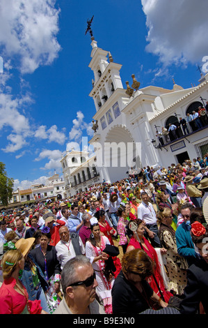 Pilger in El Rocio Village Wallfahrt Wallfahrt nach El Rocío Almonte Huelva Provinz Andalusien Spanien Stockfoto