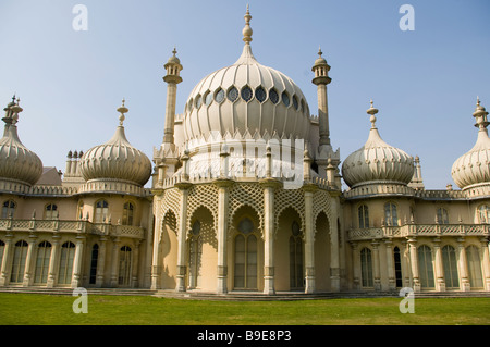 Verzierten Kuppeln der The Royal Brighton Pavilion East Sussex England Stockfoto