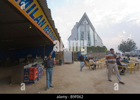 Indien-Gurgaon TechCenter 50km von Delhi Mailand restaurant Stockfoto