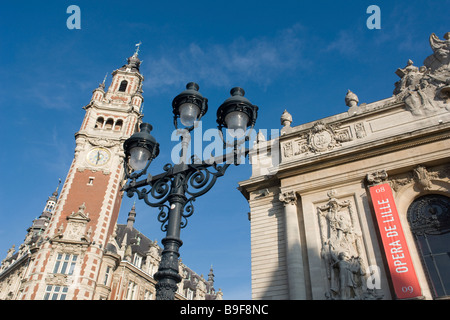 Glockenturm der CCI (Handel und Industrie Kammer) und der Oper von Lille (Frankreich) Stockfoto