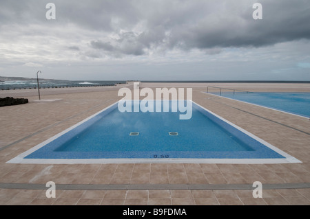 Schwimmbäder in Resort, Teneriffa, Kanarische Inseln, Spanien Stockfoto