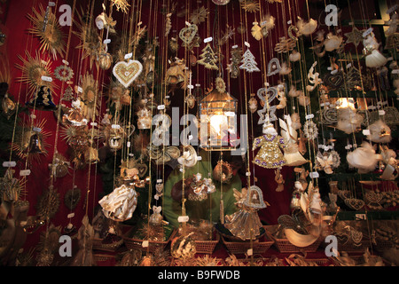 Weihnachten Markt stand Christbaumschmuck Stockfoto