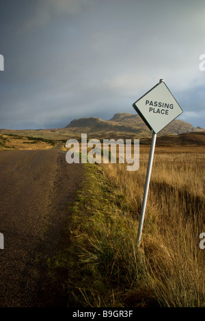 Straßenschild auf Ardnamurchan Halbinsel, Western Highlands, Schottland Stockfoto