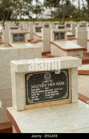 Süd Vietnam National Militärfriedhof bei Nghia Trang Liet Si außerhalb Ho-Chi-Minh-Stadt in Vietnam Stockfoto