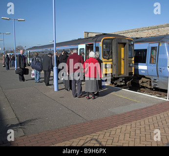 Lowestoft Bahnhof Bahnsteig Suffolk England Stockfoto