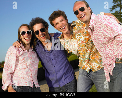 Männer in die Kamera Lächeln Stockfoto