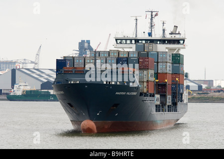 Containerschiff der Reederei Maersk, Maersk Falsterbro im Hafen von Rotterdam, die Niederlande, Europa Stockfoto