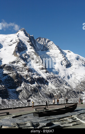 Grossglockner Mountain, Blick vom Kaiser-Franz-Josefs-Hoehe, Großglockner Hochalpenstraße, Nationalpark Hohe Tauern, Carinth Stockfoto