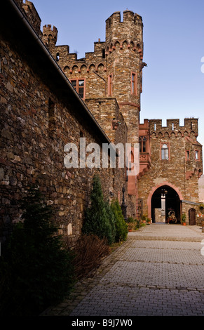 Eintrag Hof auf Burg Reichenstein bei Bingen, Deutschland Stockfoto