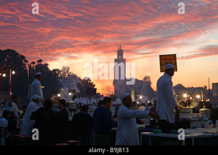 Roter Himmel Sonnenuntergang Stockfoto