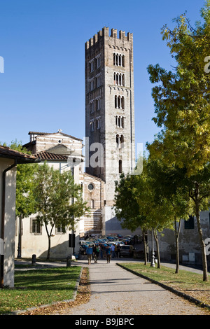 Chiesa di San Ferdiano, romanische Campanile, Lucca, Toskana, Italien, Europa Stockfoto