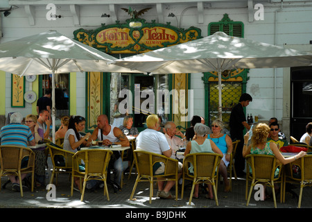 Terrasse des Forn des Teatre, Bar, Café und Konditorei Shop auf der Placa Weyler, Plaza Weyler, Palma De Mallorca, Mallorca, Balearen Stockfoto