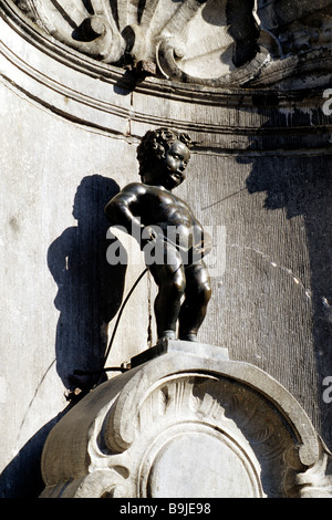 Manneken Pis, Brunnenfigur, ein Wahrzeichen von Belgien, Skulptur in der Rue de Etuve, Brüssel, Belgien, Benelux, Europa Stockfoto