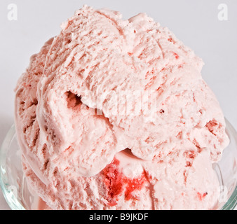 Nahaufnahme von ein leckeres Erdbeer-Eis-Schaufel Stockfoto