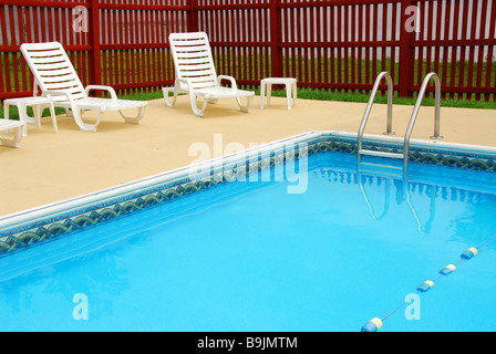 Leeren Swimmingpool in einem Luxus-resort Stockfoto