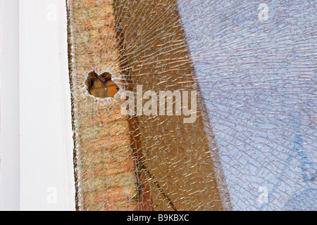 Eine zerbrochene Fenster. Stockfoto