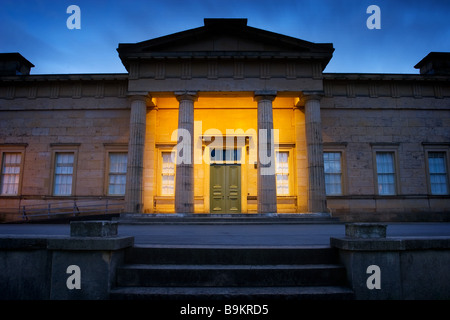 Das Yorkshire Museum in der Stadt von York am Abend, Yorkshire, England Stockfoto