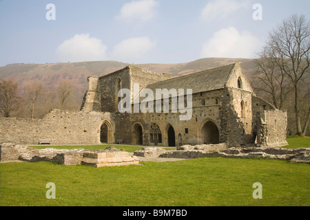 Llantysilio Denbighshire North Wales UK März Ruinen von Valle Crucis Abbey das Tal des Kreuzes - Abtei Kirche der Seligen Jungfrau Maria Stockfoto