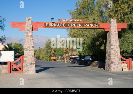 Eintritt in Furnace Creek Ranch, Urlaubsresort in Death Valley Nationalpark, Kalifornien USA Stockfoto
