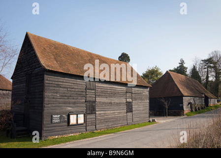 Wanborough Surrey England UK der großen Scheune im historischen Dorf Stockfoto