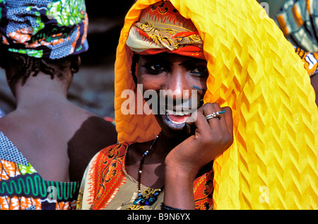 Mali, Mopti Region, Sofara, junge Fula Frau Stockfoto