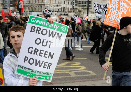 Setzen Sie People First März, London 28. März 2009, Protestdemonstration über Klimawandel und Arbeitslosigkeit vor G20-Gipfel Stockfoto