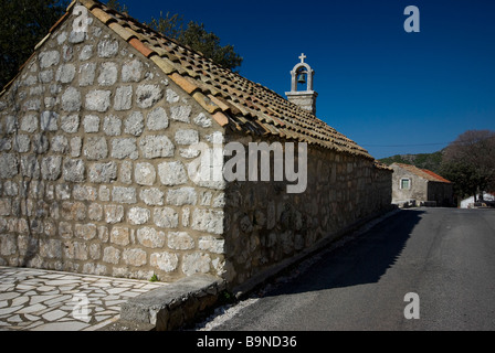 Eine Kirche im Dorf Babino Polje auf der Insel Mljet, Kroatien. Stockfoto