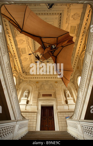 CLEMENT ADER FLUGZEUG AQUILON IN ARTS ET MÉTIERS MUSEUM PARIS Stockfoto