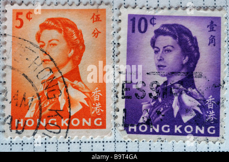 Zwei Hong Kong Briefmarken zeigen die Königin Stockfoto